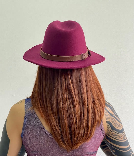 Sombrero básico vinotinto