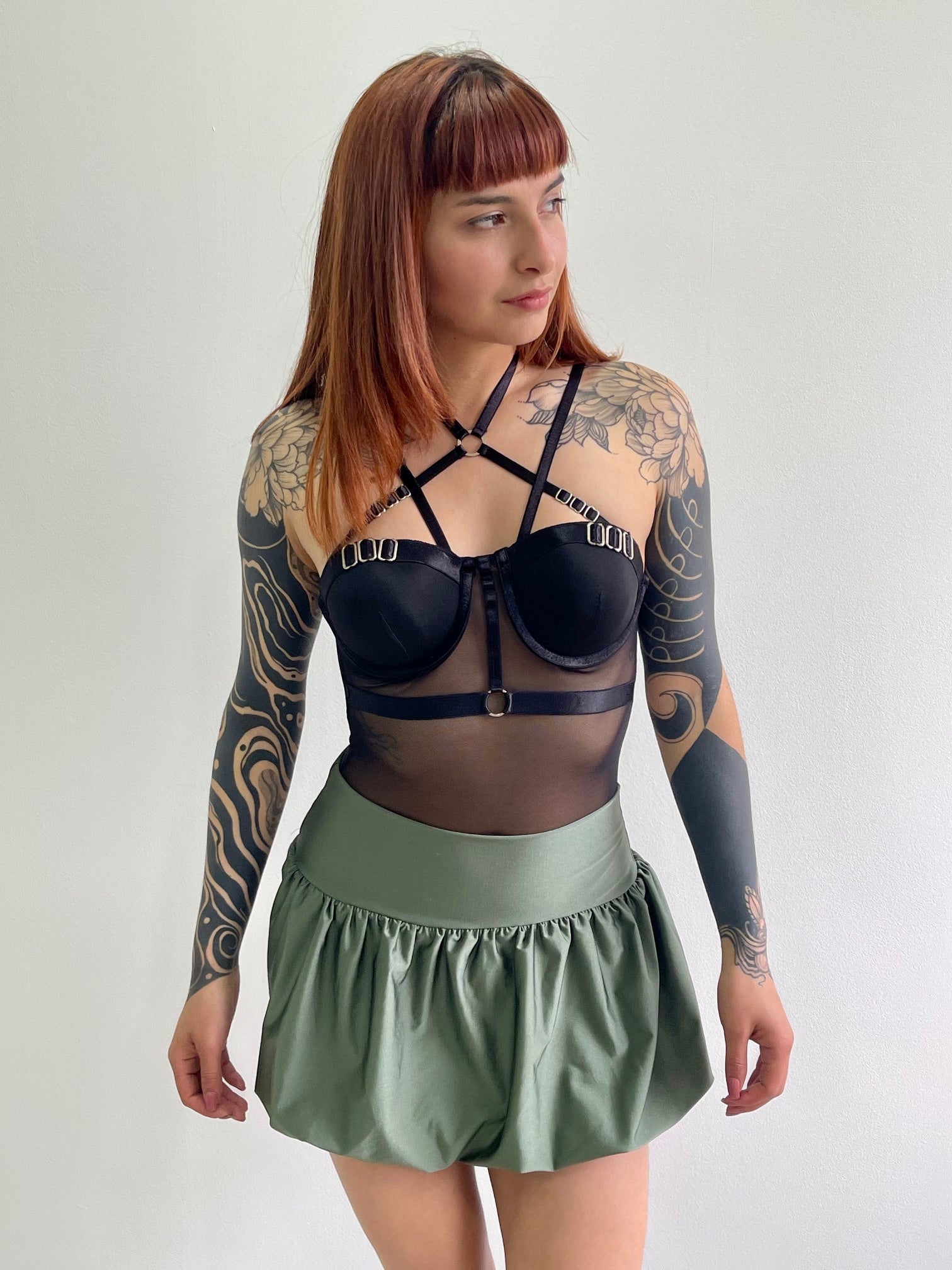 Falda globo verde oliva